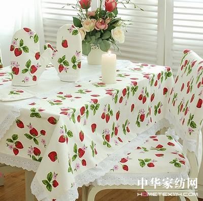 �ٽz��ˇ��Ů��۵ļҾ�