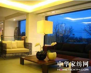 ��ɫ���A�Ҿ��еġ��S��ס�