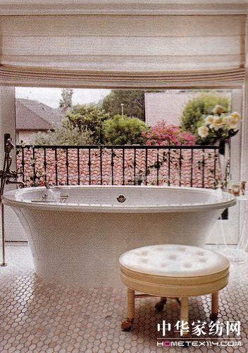 �������L������A��