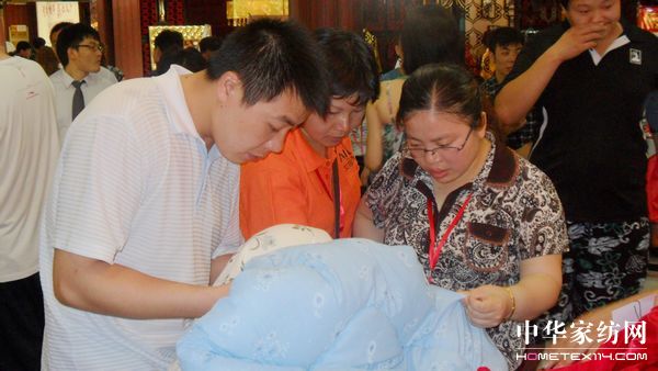 �ǳ�����A�ڰ�ɯ