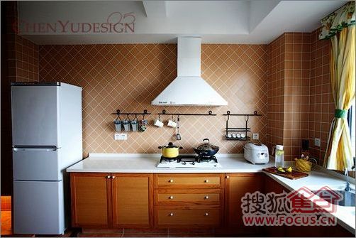 ɫ�ʾ�����@�L�鷿