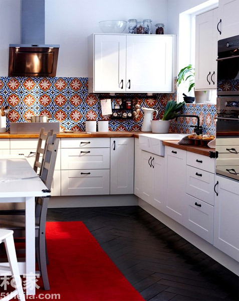 ��N�����ռ{��ѷ���