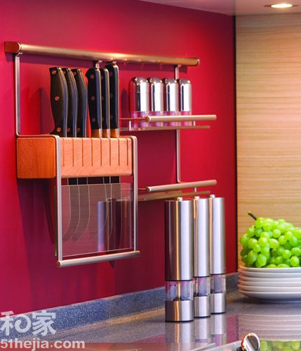 ��N�����ռ{��ѷ���