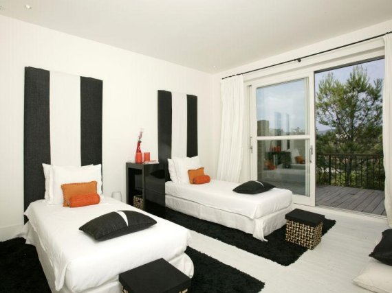 ��Ȼ��ɵ��������e���OӋ