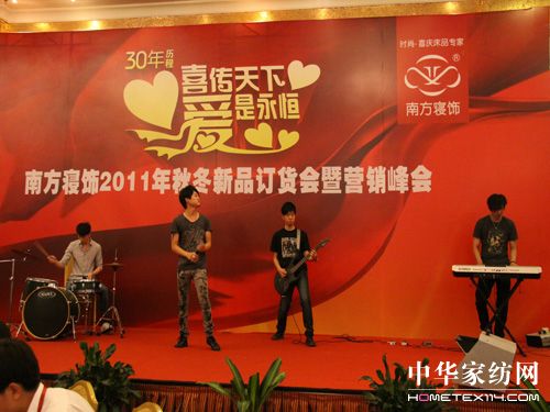 �Ϸ���������e���M�g���䘷����