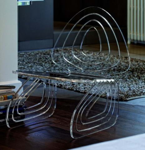 “水晶”椅子的非凡魅力