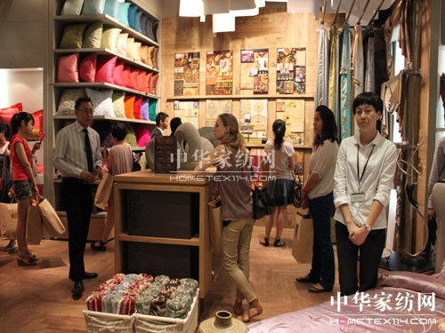 �z��•���{ܛ�b�ĕr�����J