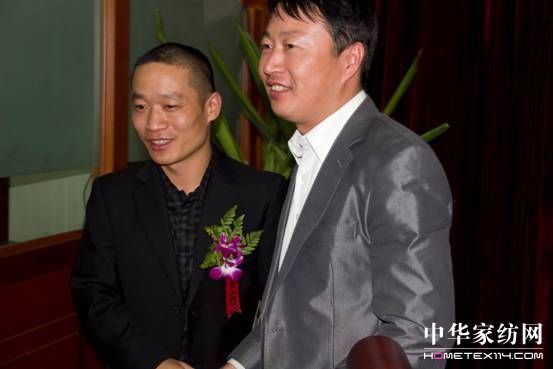 �Ї���(j��ng)��(j��)��̼�D(zhu��n)���c�ɳ��m(x��)�l(f��)չ���