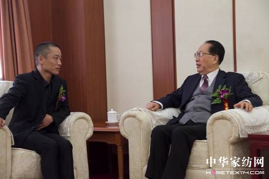 �Ї���(j��ng)��(j��)��̼�D(zhu��n)���c�ɳ��m(x��)�l(f��)չ���