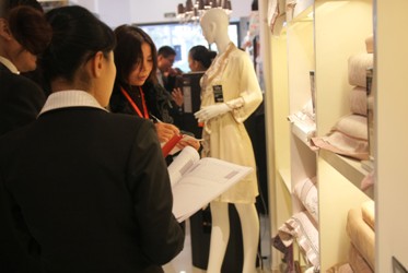 ���ռҼ�2012������Ʒ�Ϻ��l��