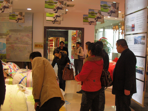 中華家紡網(wǎng)組織“看訪團”深入了解南通紡企