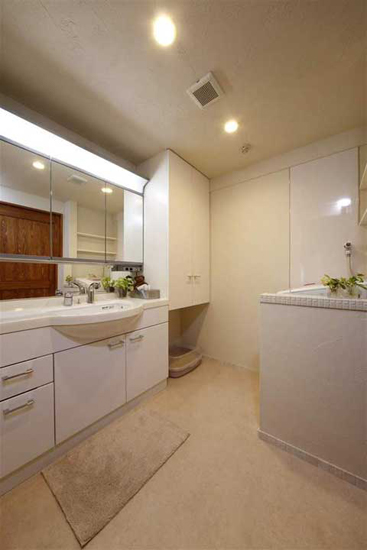 �ձ��ی�֮��85ƽ�g����昷��أ�����