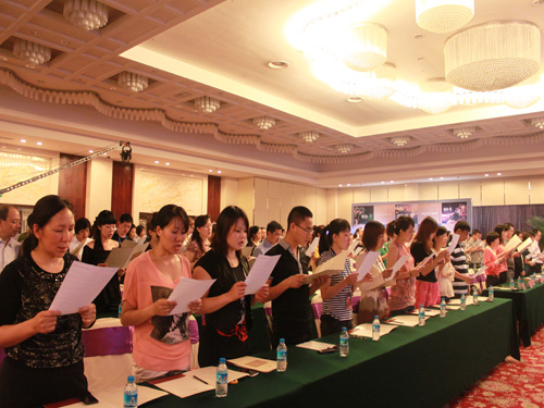 莎鯊家紡2012秋冬新品發(fā)布會(huì)璀璨召開