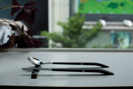 融入中式韻味的“書(shū)法系列”餐具