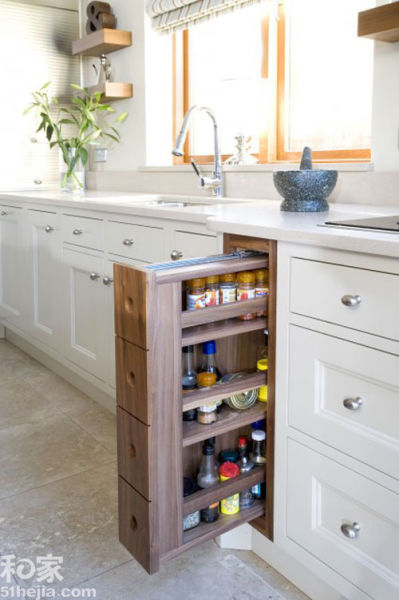 主婦收納巧幫手 櫥柜里的設(shè)計(jì)(1)