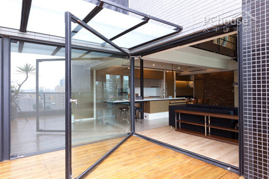 �w��͢�߈A�A�Č���LOFT��Ԣ�ع�