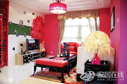 ��������90��Ů����۵ļҾ�(��)