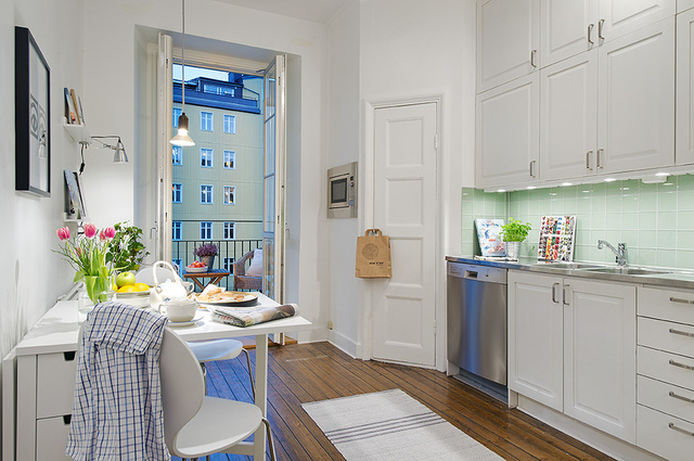 �\ɫϵײɫ�r(sh��)�й�Ԣ���һ��