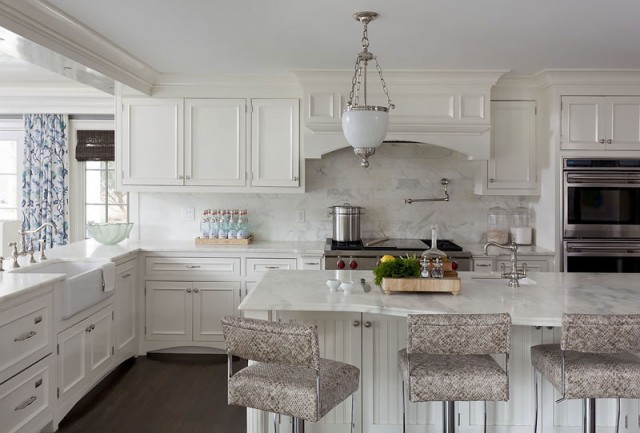 ���Ų��׵İ�ɫ���|(zh��)��Ԣ(��)