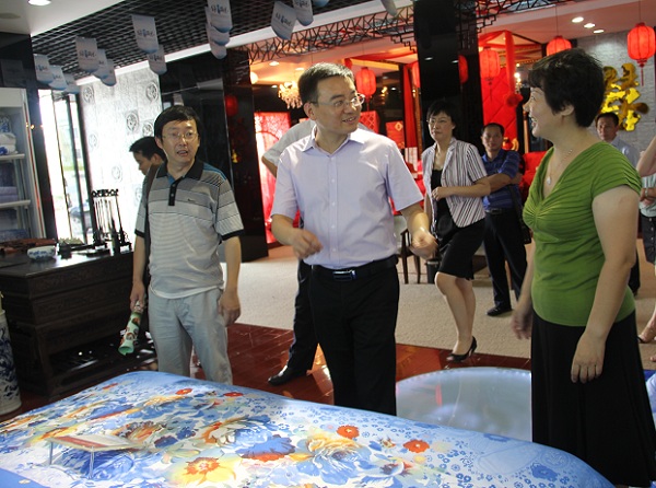 �����A�����L�H�R���m�����˿�Ӌ���������չ���