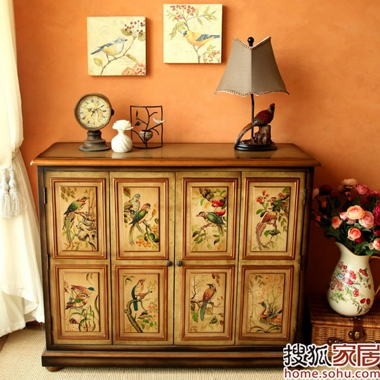 20��С�YŮ犐۵ļҾ���Ʒ���p(��)