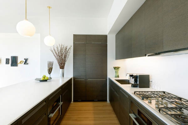 �~�s�߼���Ԣ�o�c���ȵĬF���L��