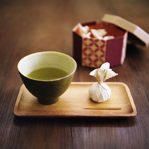 ���A��İ�Ȼ��ˇ����Ąe������