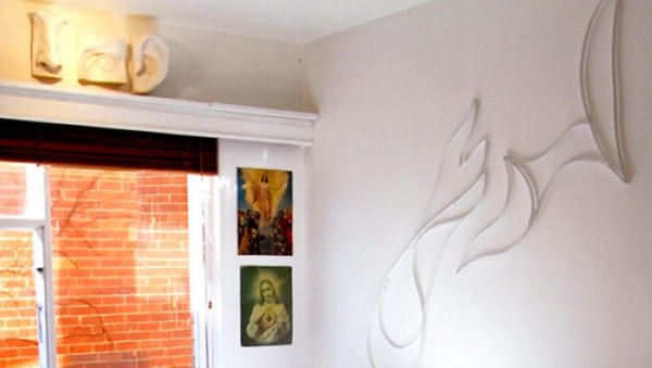 ɫ�ʼ��ʵ�ˇ�g֮�һ���L��Ԣ