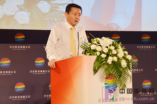第一財(cái)經(jīng)中國經(jīng)濟(jì)暨2012紡織服裝高峰論壇舉行