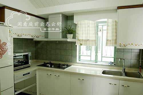 ������ܰ�Gɫ�¹��b�c(di��n)��@��(2)