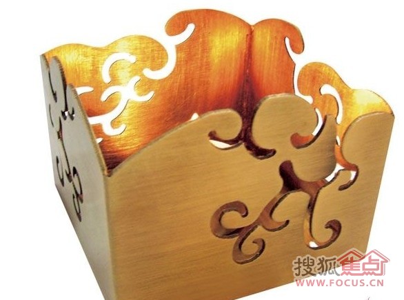 華麗金色餐具助興中秋盛宴(上)