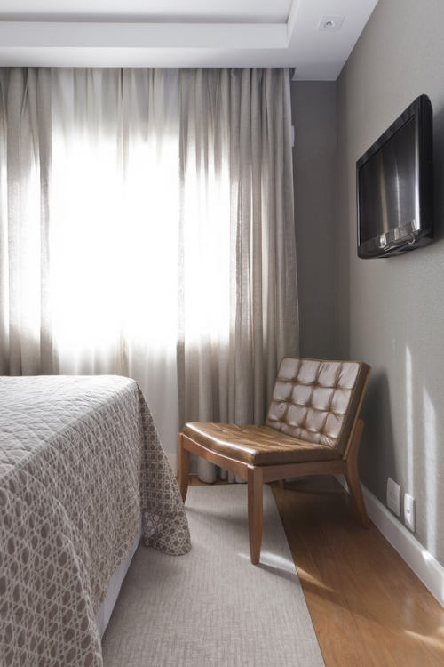 �F������֮���������¹�Ԣ�p(��)