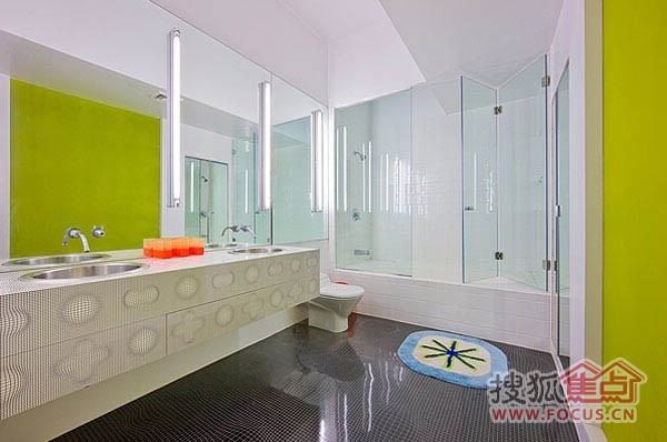 �~�s���ǹ�ɫ������Ԣ���p