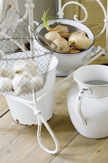 ��ɫ���������ĵ�Ľ��ڹ�Ԣ