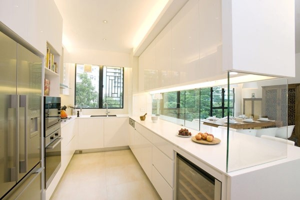 ������F����۰�ɫ�{��Ԣ�OӋ(��)