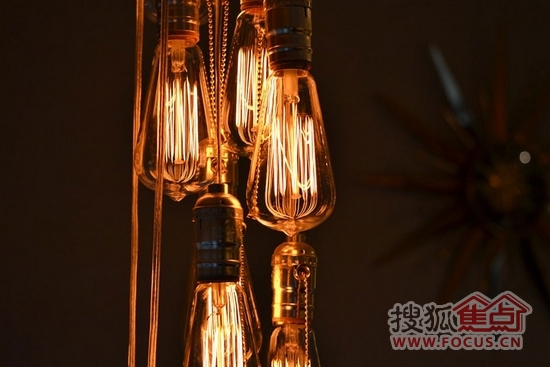 燈泡也懷舊挑逗你的記憶情愫