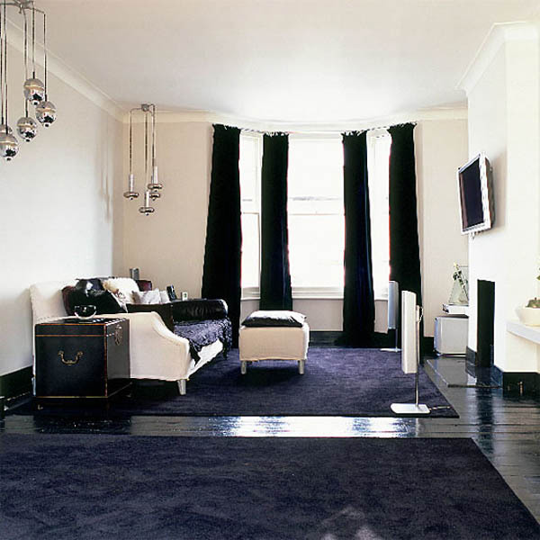 ��ɫ���׌���{׃���S