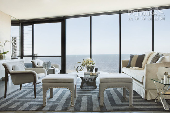 �R�����D(zhu��n)���g͸��������Ԣ