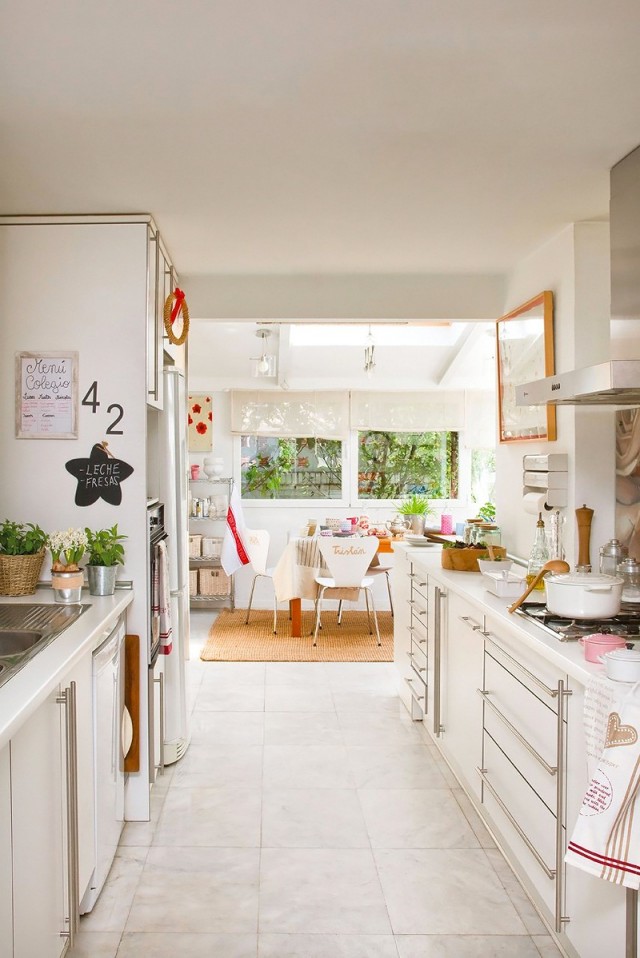 ɫ�ʳ䌍������������L