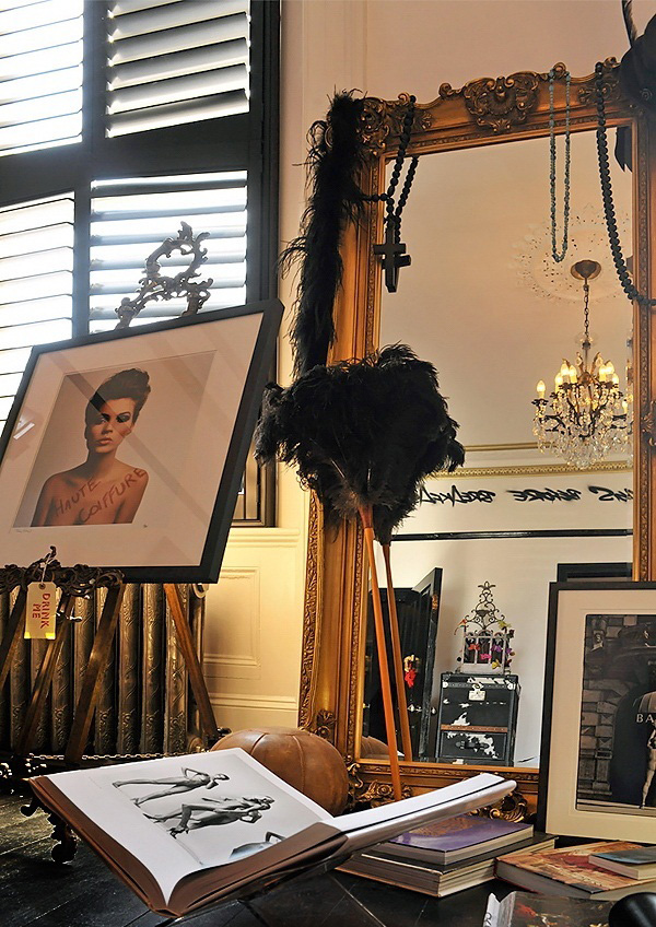 ���غ�ɫ��Ӱ��Ԣ�O(sh��)Ӌ(j��)