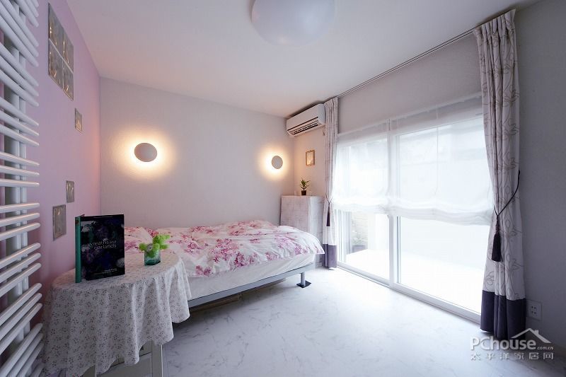 ���I(l��ng)Ů������54ƽ�ձ�С�C