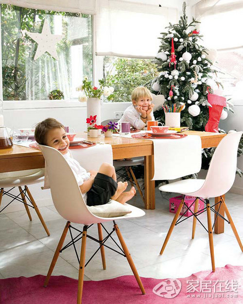 ��ɫ����ľ�|�Ҿ�