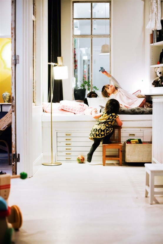 ˹�¸砖Ħ�ĵ�ɫϵ��Ԣ