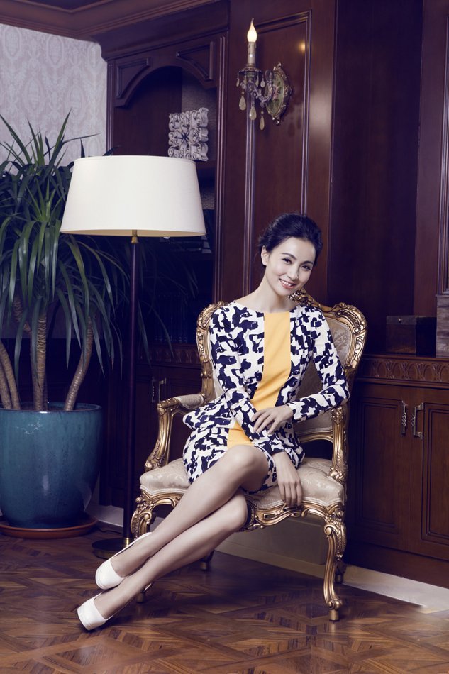 С�պ�y�ݾ��� �@�Ҹ�СŮ��ζ��