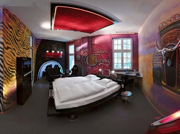 ��V8��܇�ۺ������}�Ƶ�