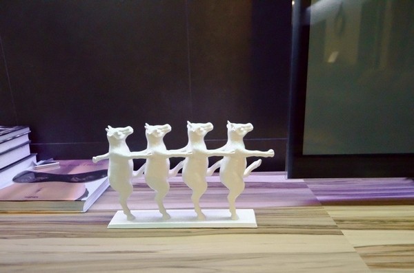 Kiev��Ԣ���`���\��ɫ�ʵĕr�п��g