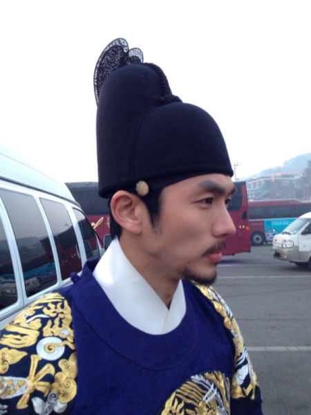 2AM��ɪӺ���r�b�������L�»���L