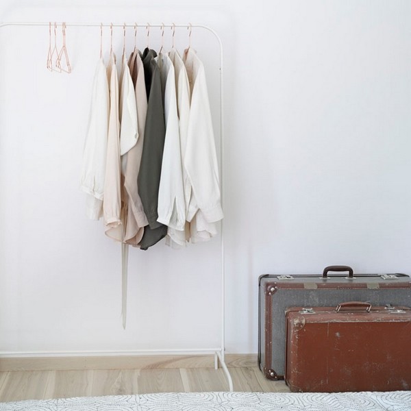 �ڰ׽�������ɫ��Ԣ