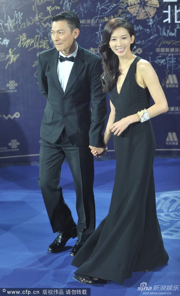 �����A�y��־�������Ӱ���{̺