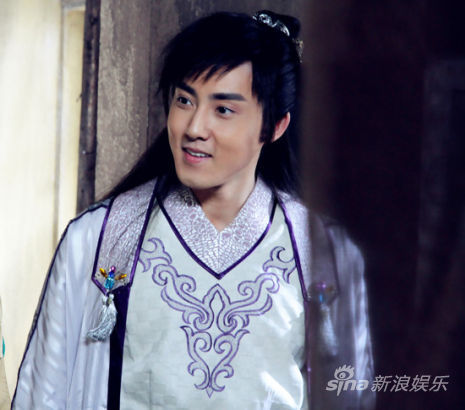 ������Ӣ��3���؄��Տ���F�b�x��